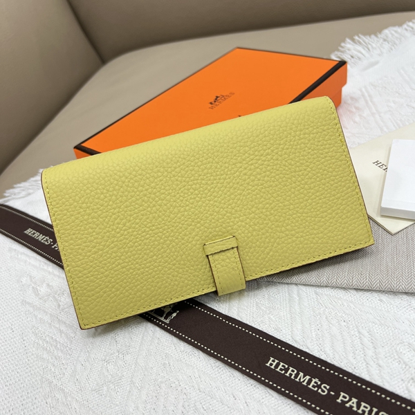 エルメス財布コピー背面デザイン